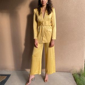 Yellow Belted Women's Blazer Suit